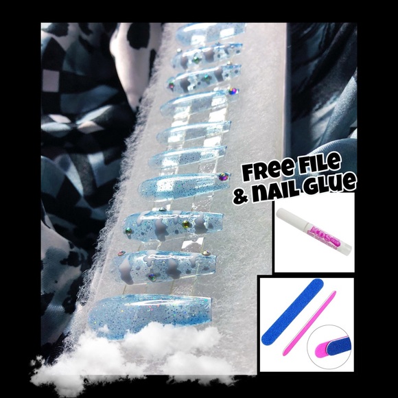 Accessories - SIZE SMALL jelly press on cloud nails